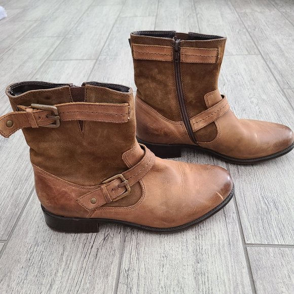 Clarks women's biker boots brown leather mid calf buckles size 8 - Picture 1 of 13